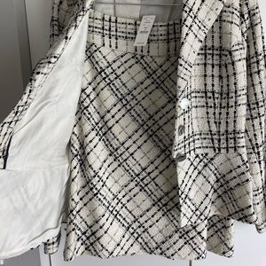 White House black market skirt/suit set